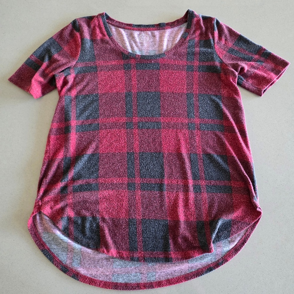 Cuddl Duds Red Charcoal Plaid Soft Knit High-Low Scoop Neck Top 0805